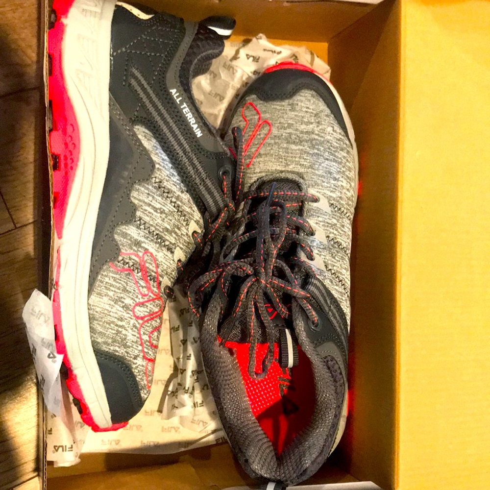 Fila All Terrain Pink Gray Charcoal Size 8 new never worn